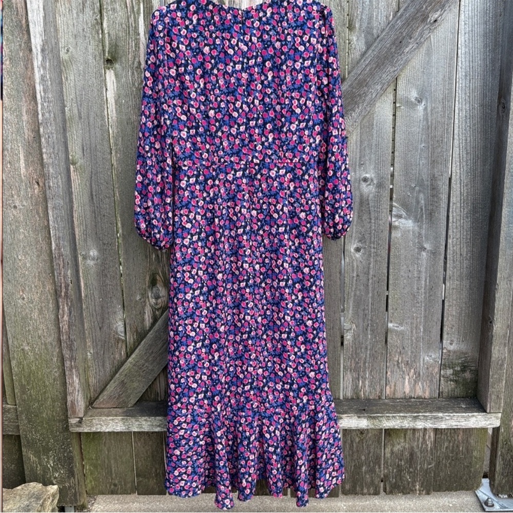 EUC J. Crew Ramea Floral Crepe Dress
Size 6 - Picture 11 of 12